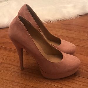 Lauren Conrad Suede Rose colored Pumps. Size 7.5